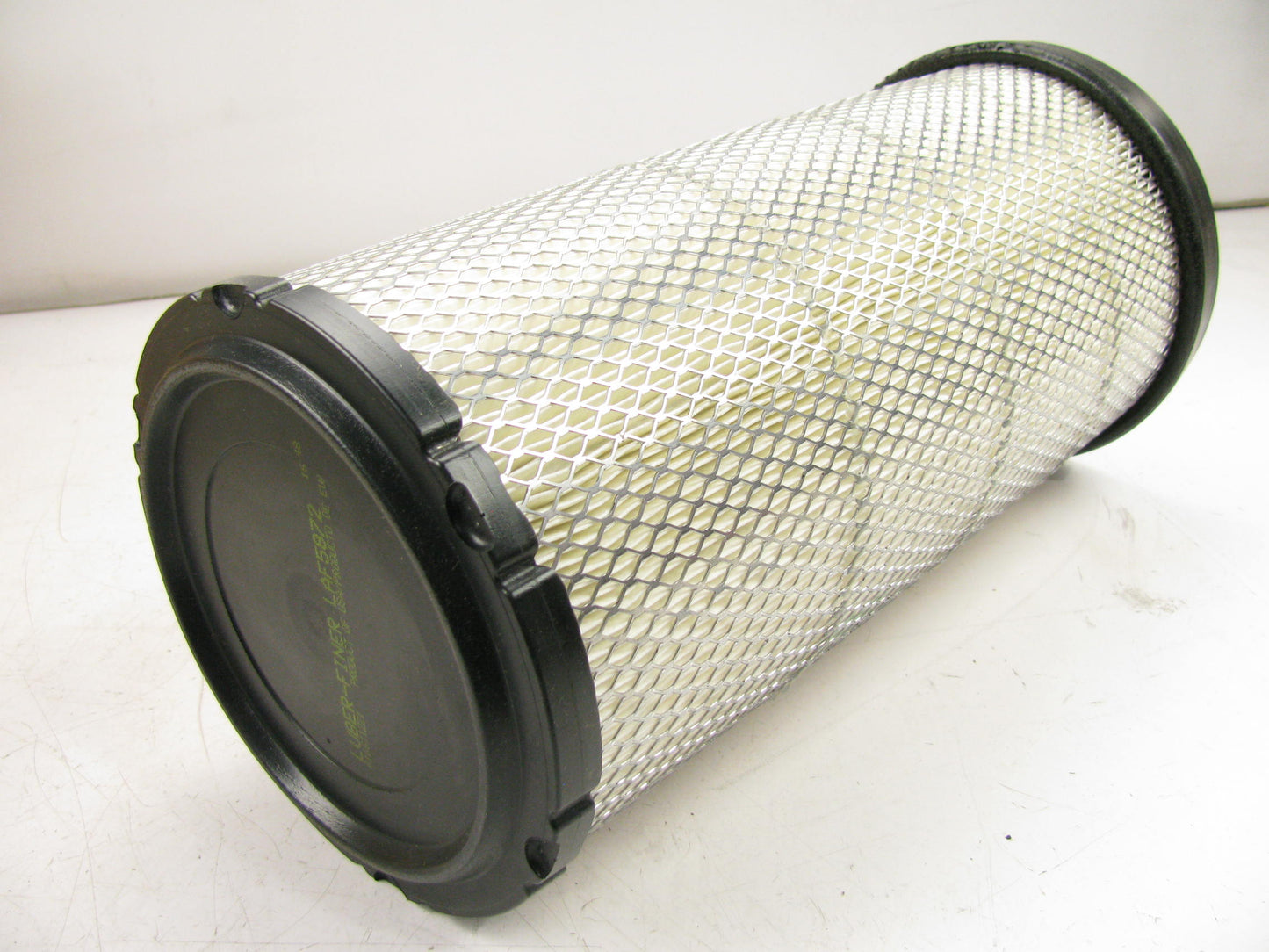 Luberfiner LAF5872 Heavy Duty Air Filter 1980-1997 Ford L-Series 893 Diesel