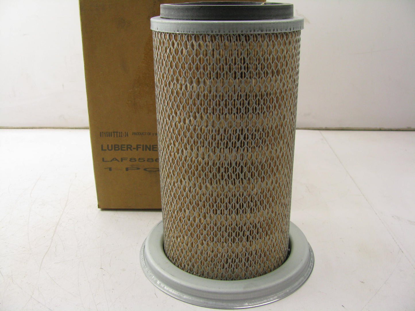 Luberfiner LAF8586 Engine Air Filter For JCB Backhoe Loader, Telescopic Handlers