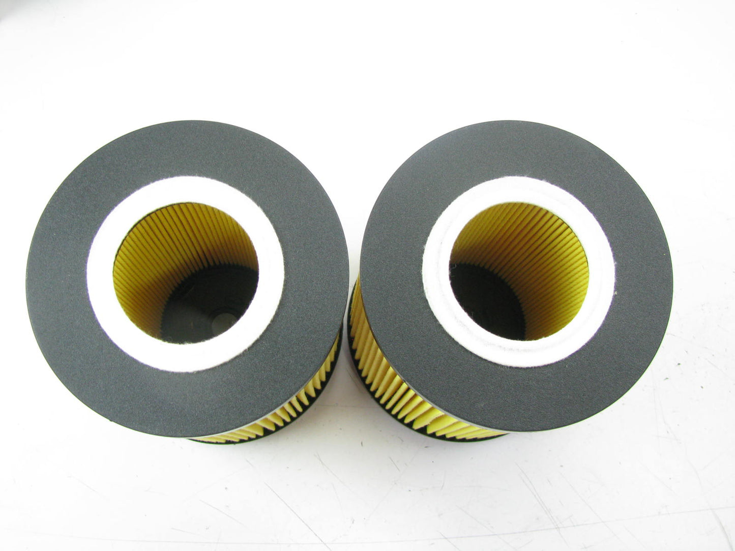 (2) Luberfiner LP5979 Oil Filter Replaces CH10857 51370 L36048 LF557 LF16043