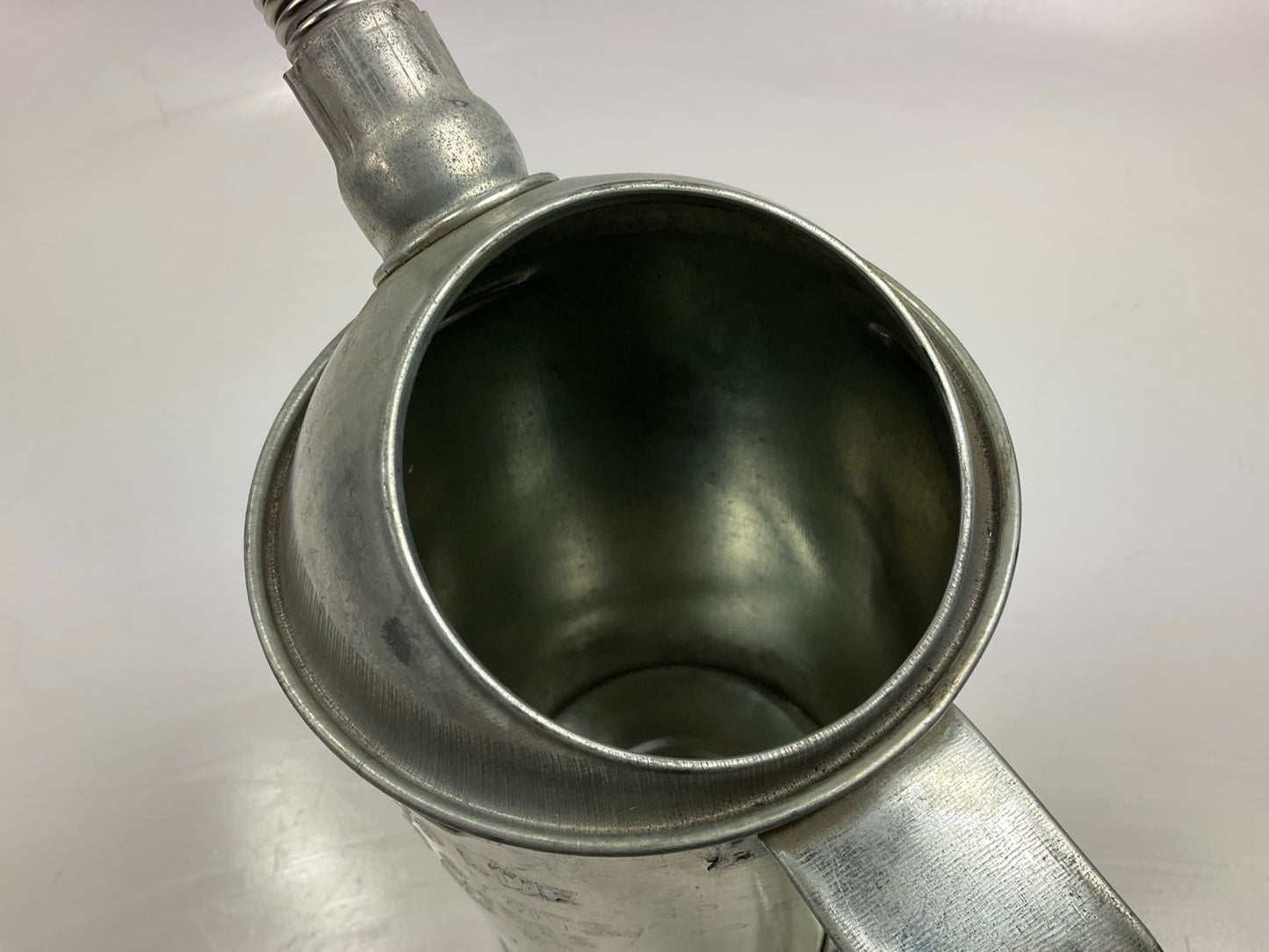 LubriMatic 75-442 2 Quart Galvanized Metal Liquid Measure Can W/ Flex Spout