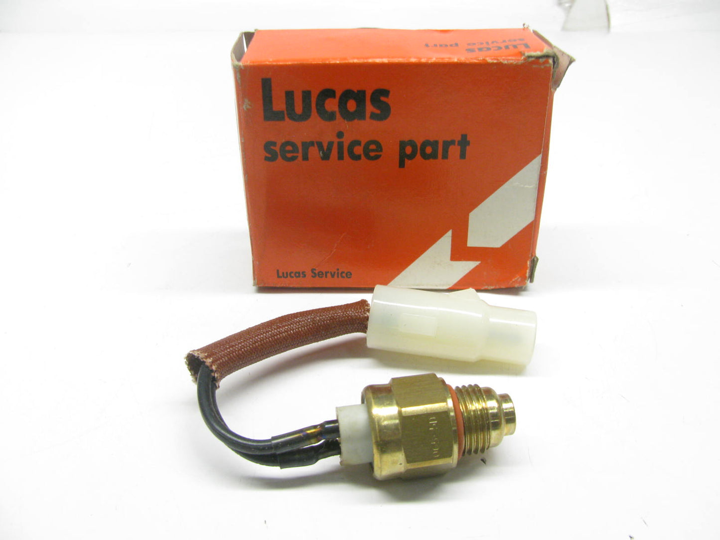 Lucas SNU716 Engine Coolant Fan Temperature Switch Sensor Sender