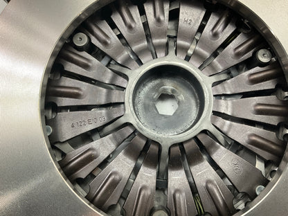 LUK 03-047 Clutch Kit For BMW E39 E46 E85 325Ci 325i 325xi 525i Z4