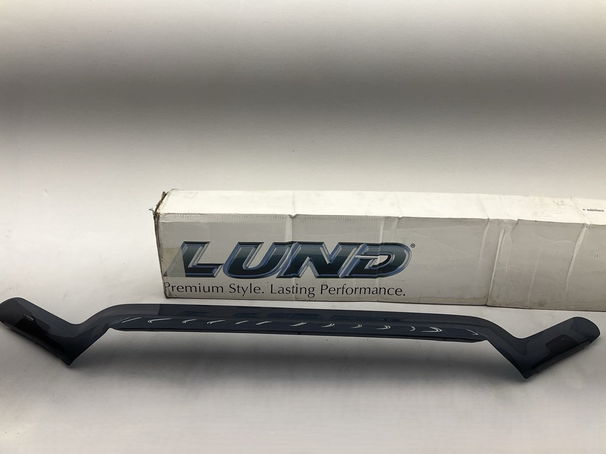 COSMETIC SCRATCHES - Lund 18781 Interceptor Wrap Bug Shield 16-23 Toyota Tacoma