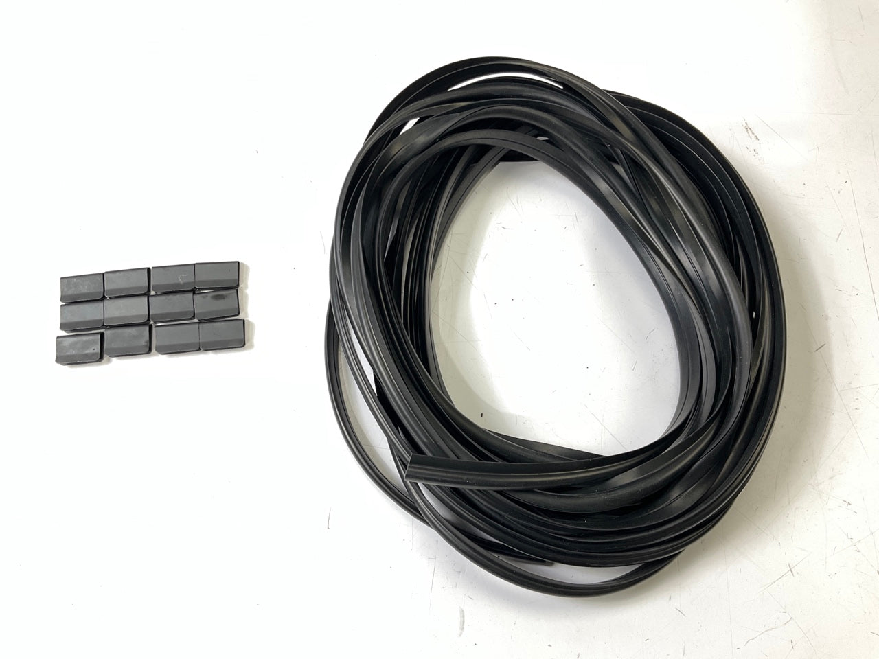 MISSING HARDWARE Lund EX106T Elite Black Extra Wide Style Textured Fender Flares