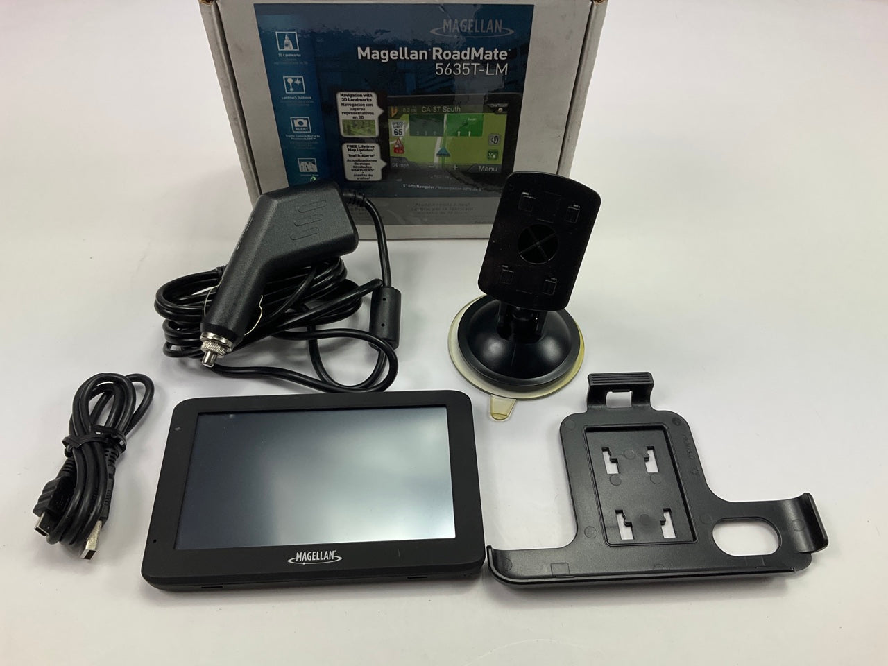 Refurbished - Magellan Roadmate 5635T-LM GPS Navigation Unit Kit