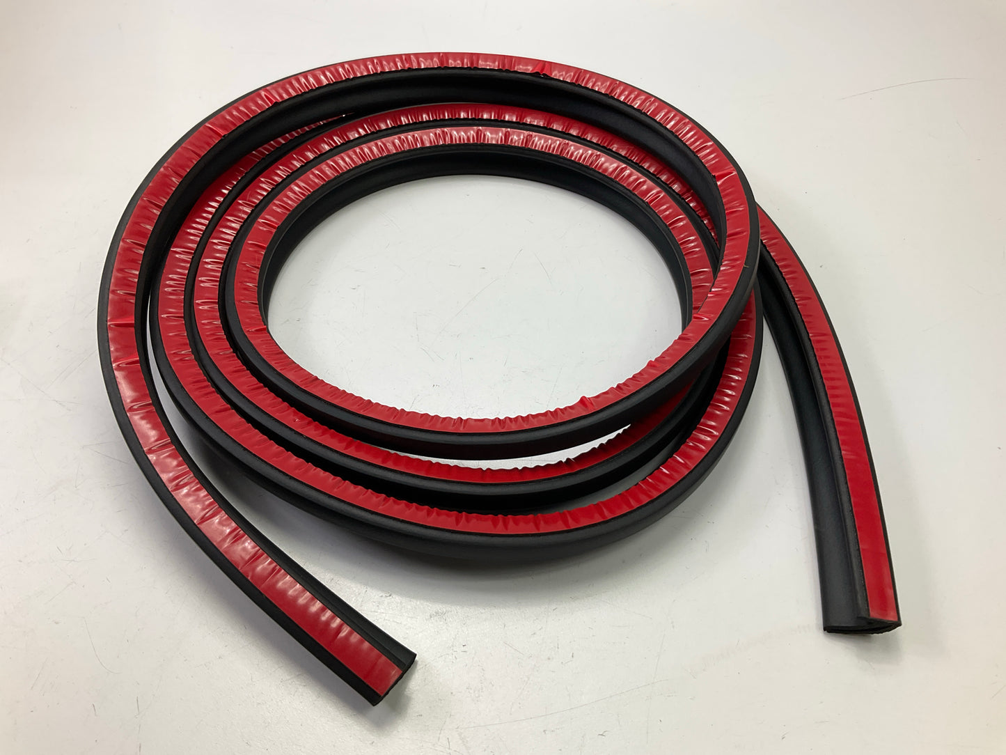 (10) Magic Mounts 3557 Self-Adhesive Weatherstrip Seal 9/16'' Wide, 7/8'' T, 10FT