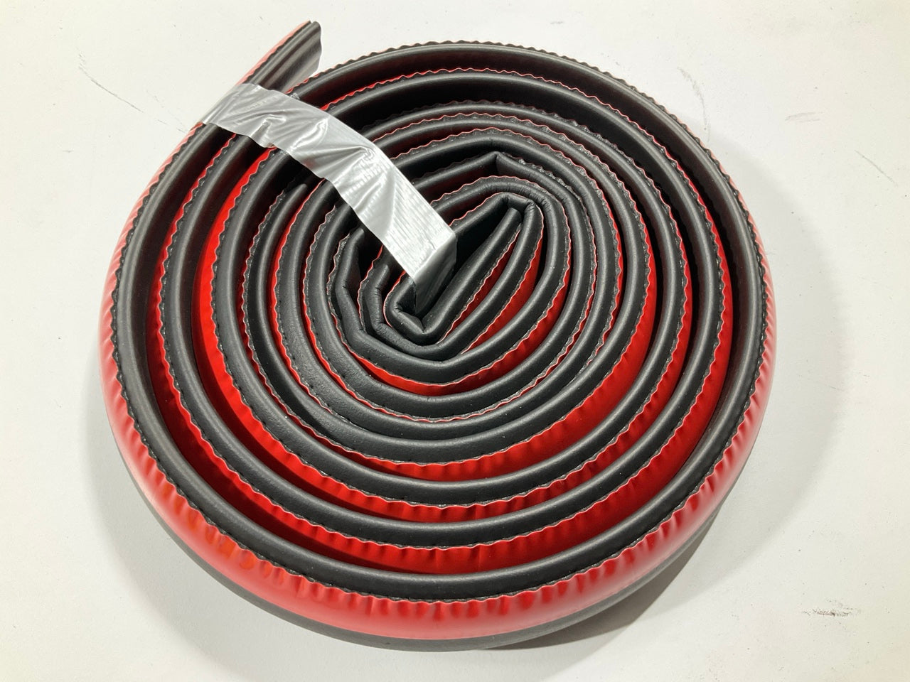 Magic Mounts 3558 Self-Adhesive Weatherstrip Seal 1/2'' Wide, 1-1/8'''' Tall X 10'