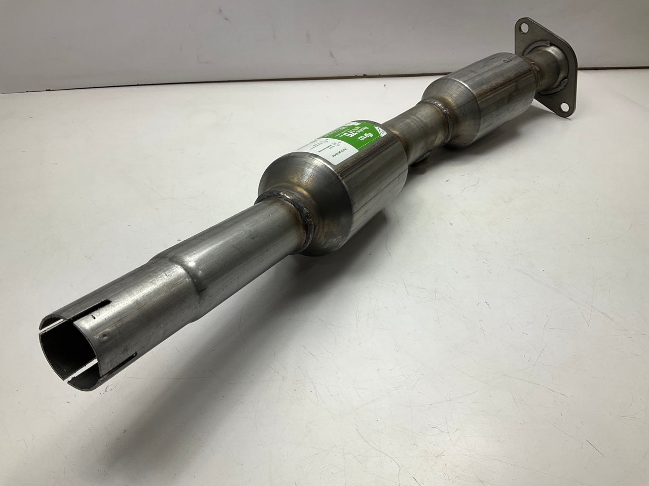 Magnaflow 23007 Direct Fit EPA Compliant Catalytic Converter