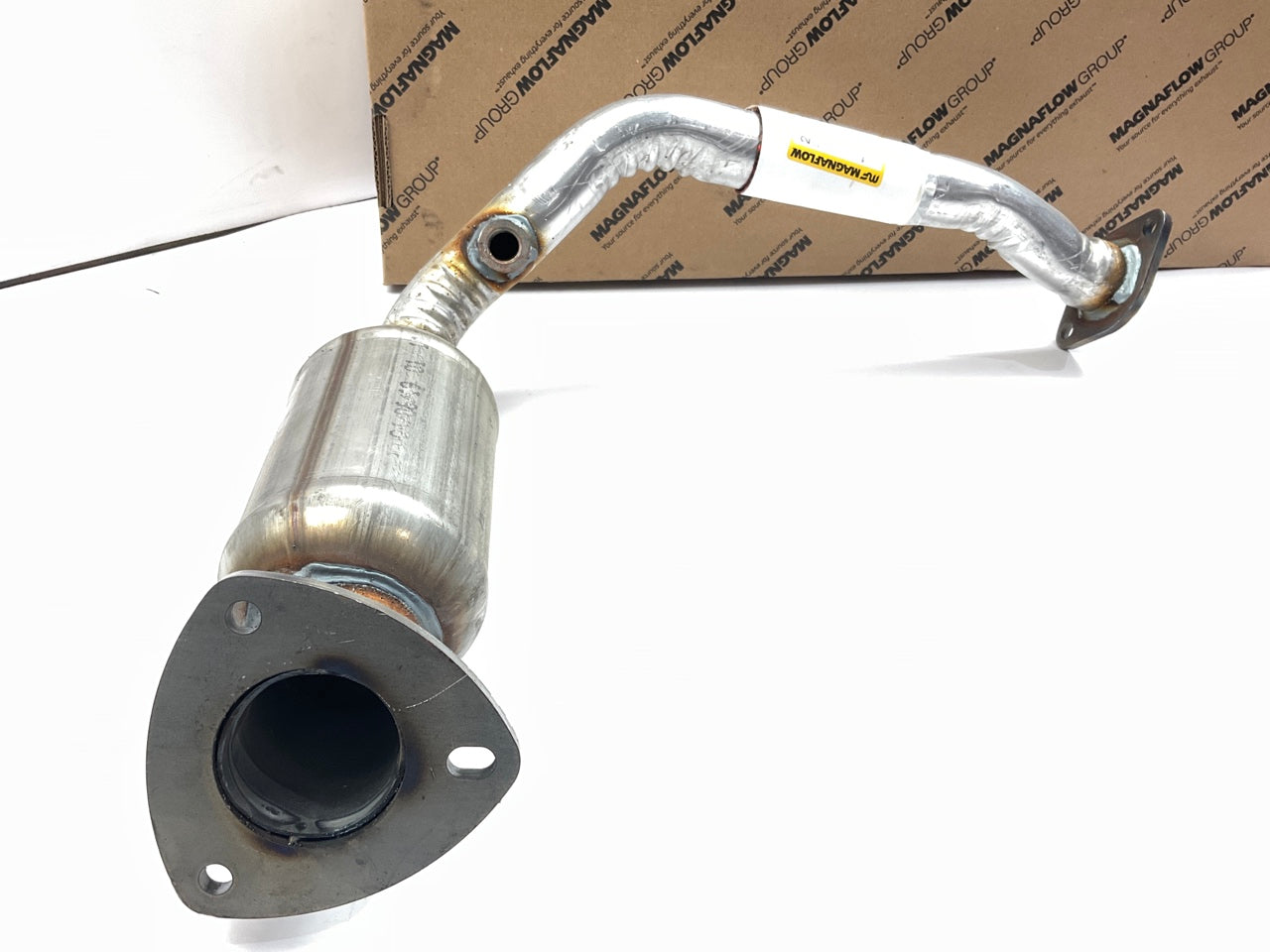 Magnaflow 23303 Direct-Fit REAR Catalytic Converter - 2004 Malibu 3.5L V6