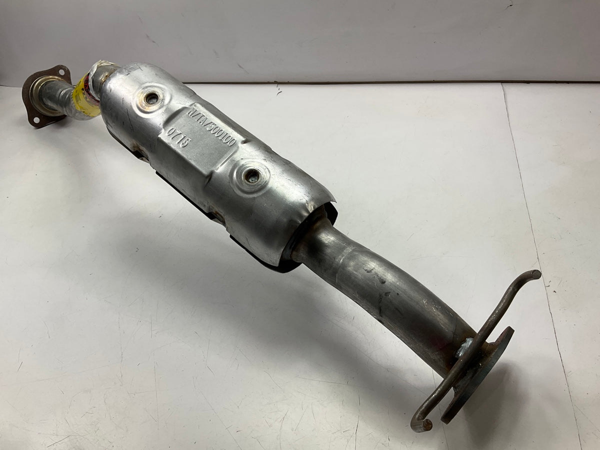Magnaflow 23537 Direct-Fit Catalytic Converter - 1997 Buick Century, Grand Prix
