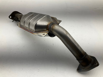 Magnaflow 23752 Right Catalytic Converter - 2000-2002 Toyota Tundra 4.7L V8