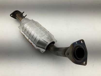 Magnaflow 23752 Right Catalytic Converter - 2000-2002 Toyota Tundra 4.7L V8