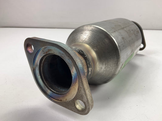 Magnaflow 23886 Rear Direct-fit Catalytic Converter