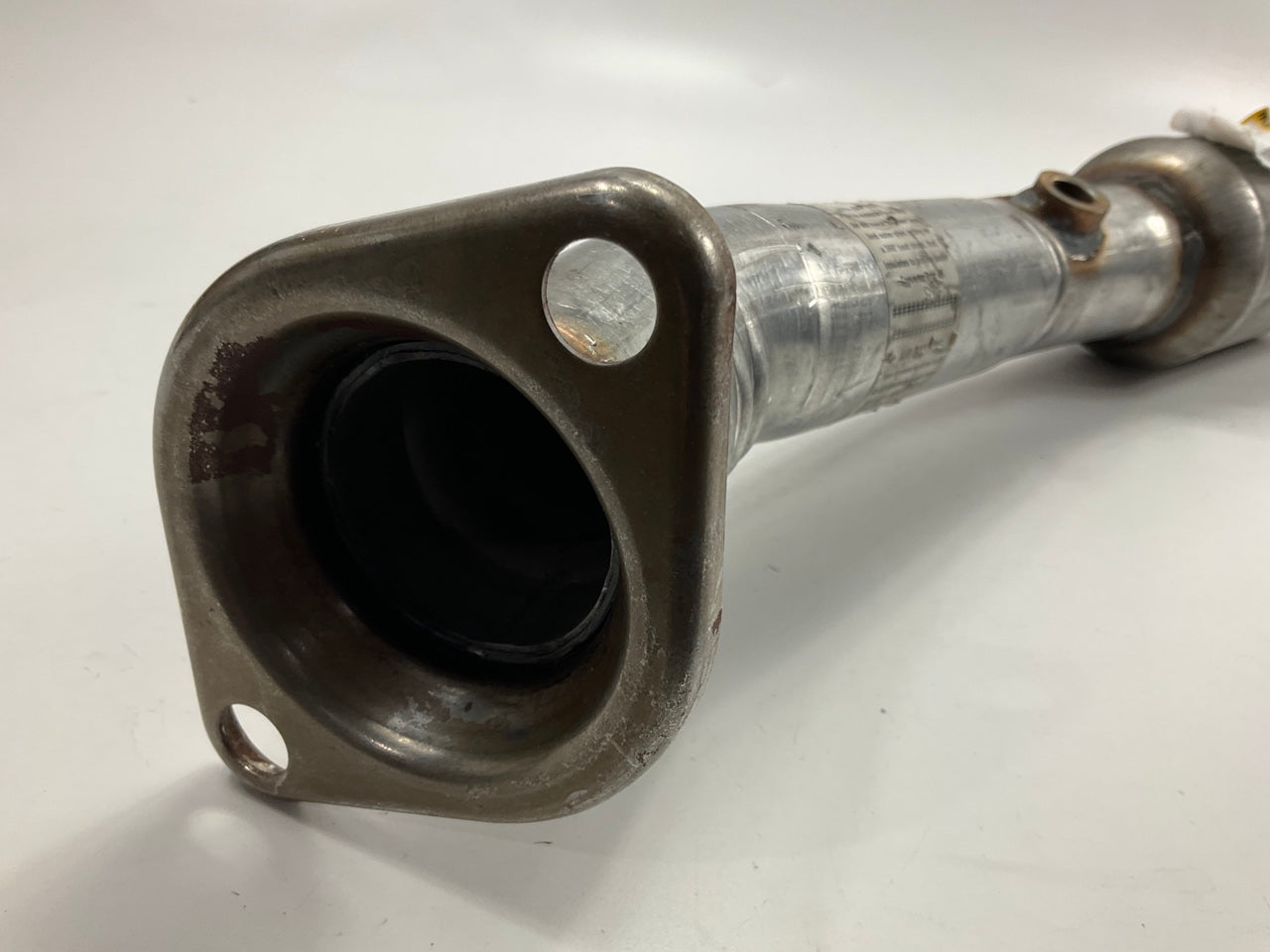 ONE SECTION ONLY AS SHOWN - Magnaflow 24064 Catalytic Converter 00-05 Celica