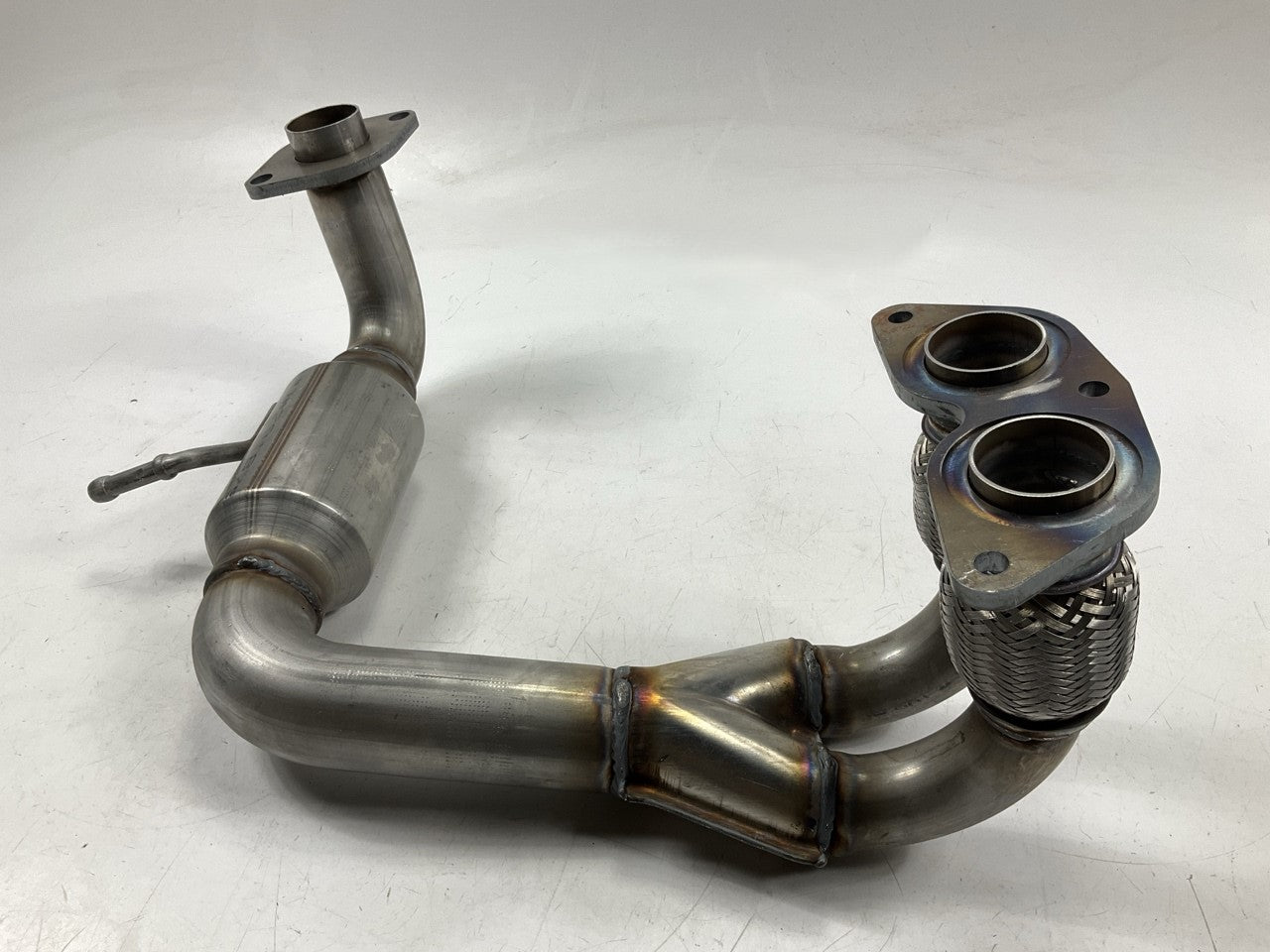 Magnaflow 24065 Direct Fit Catalytic Converter - 2000-2005 Toyota MR2 Spyder