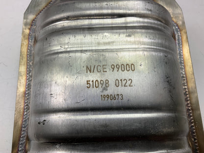 Magnaflow 24082 Direct Fit EPA Compliant Catalytic Converter For 2003-2006 350z