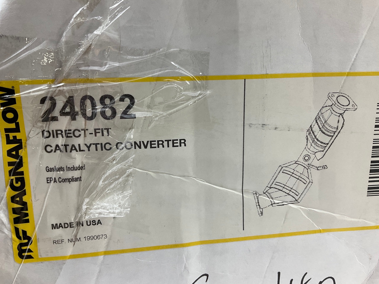 Magnaflow 24082 Direct Fit EPA Compliant Catalytic Converter For 2003-2006 350z