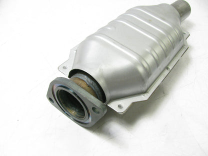 Magnaflow 24311 Direct-Fit Catalytic Converter 05-07 Ford Five Hundred Freestyle