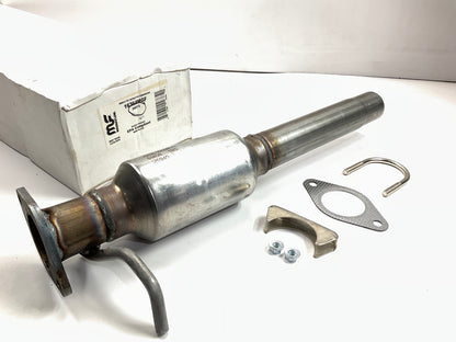 Magnaflow 24373 Direct Fit REAR Catalytic Converter - 2004-2007 Highlander 2.4L