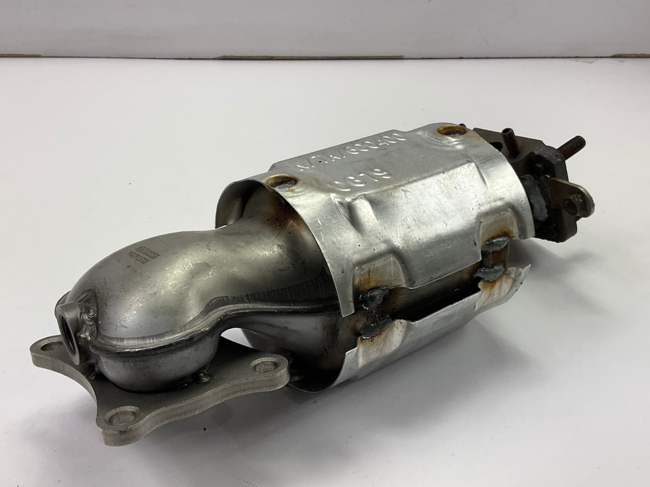 Magnaflow 24740 FRONT Direct Fit EPA Compliant Catalytic Converter