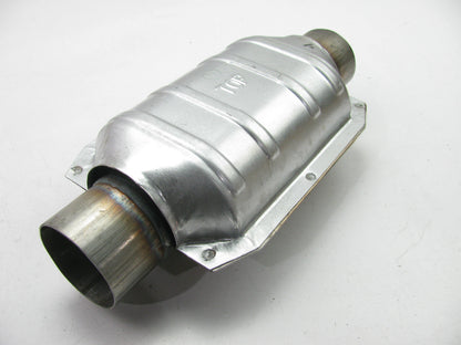 Magnaflow 444006 Universal Catalytic Converter - 2.5'' California CARB Compliant
