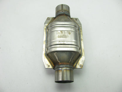 Magnaflow 444006 Universal Catalytic Converter - 2.5'' California CARB Compliant