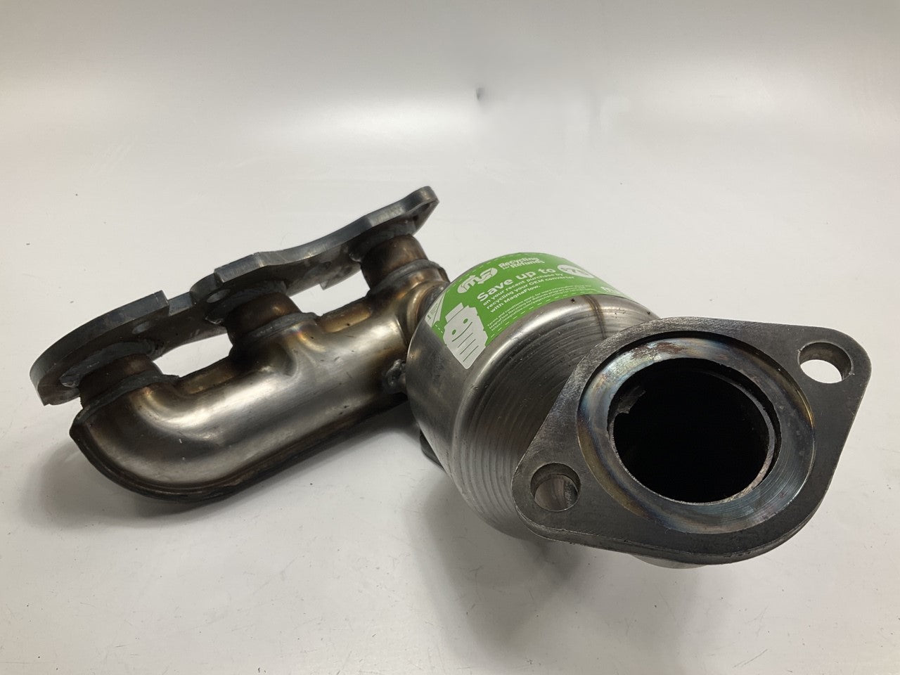 Magnaflow 50260 REAR Direct Fit Catalytic Converter & Manifold - 02-06 Camry V6