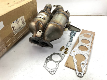 Magnaflow 50715 Direct Fit EPA Compliant Catalytic Converter & Exhaust Manifold