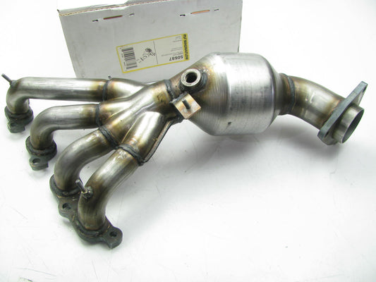 Magnaflow 50764 Direct-Fit Catalytic Converter & Exhaust Manifold 04-06 Colorado