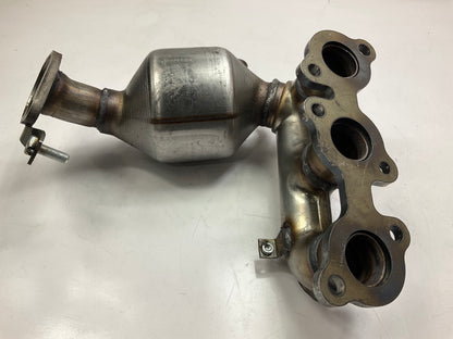 Magnaflow 50821 Front Direct Fit EPA Compliant Catalytic Converter & Manifold