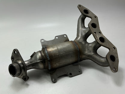 W/O GASKET Magnaflow Direct Fit Catalytic Converter & Manifold 01-05 Civic 1.7L