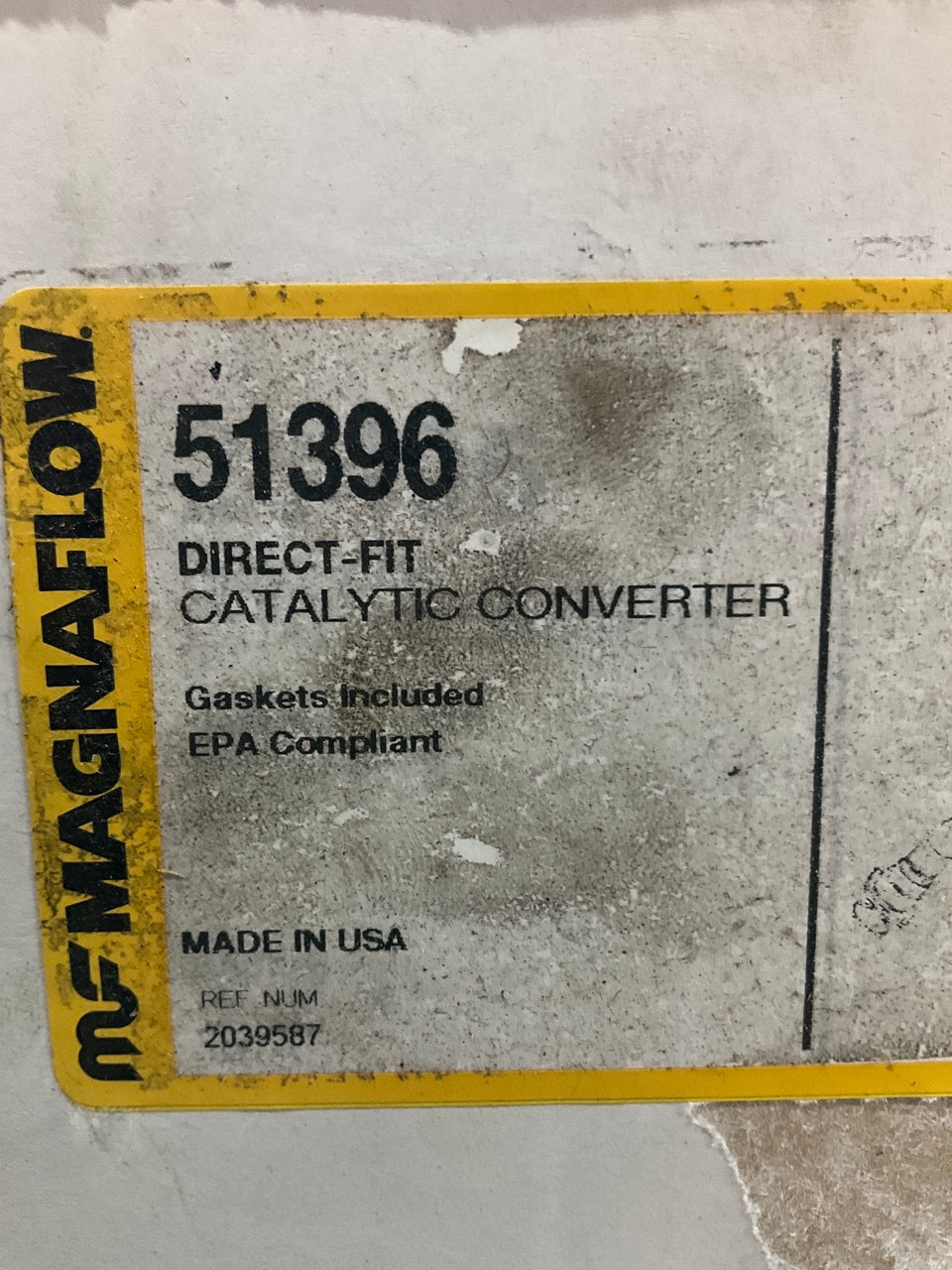 Magnaflow 51396 Direct Fit EPA Compliant Catalytic Converter