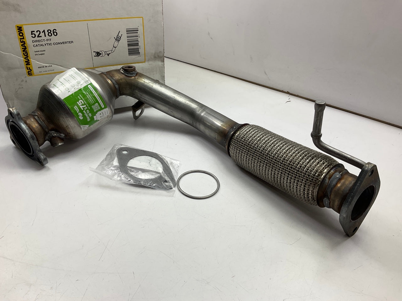 Magnaflow 52186 Direct Fit EPA Compliant FRONT Catalytic Converter