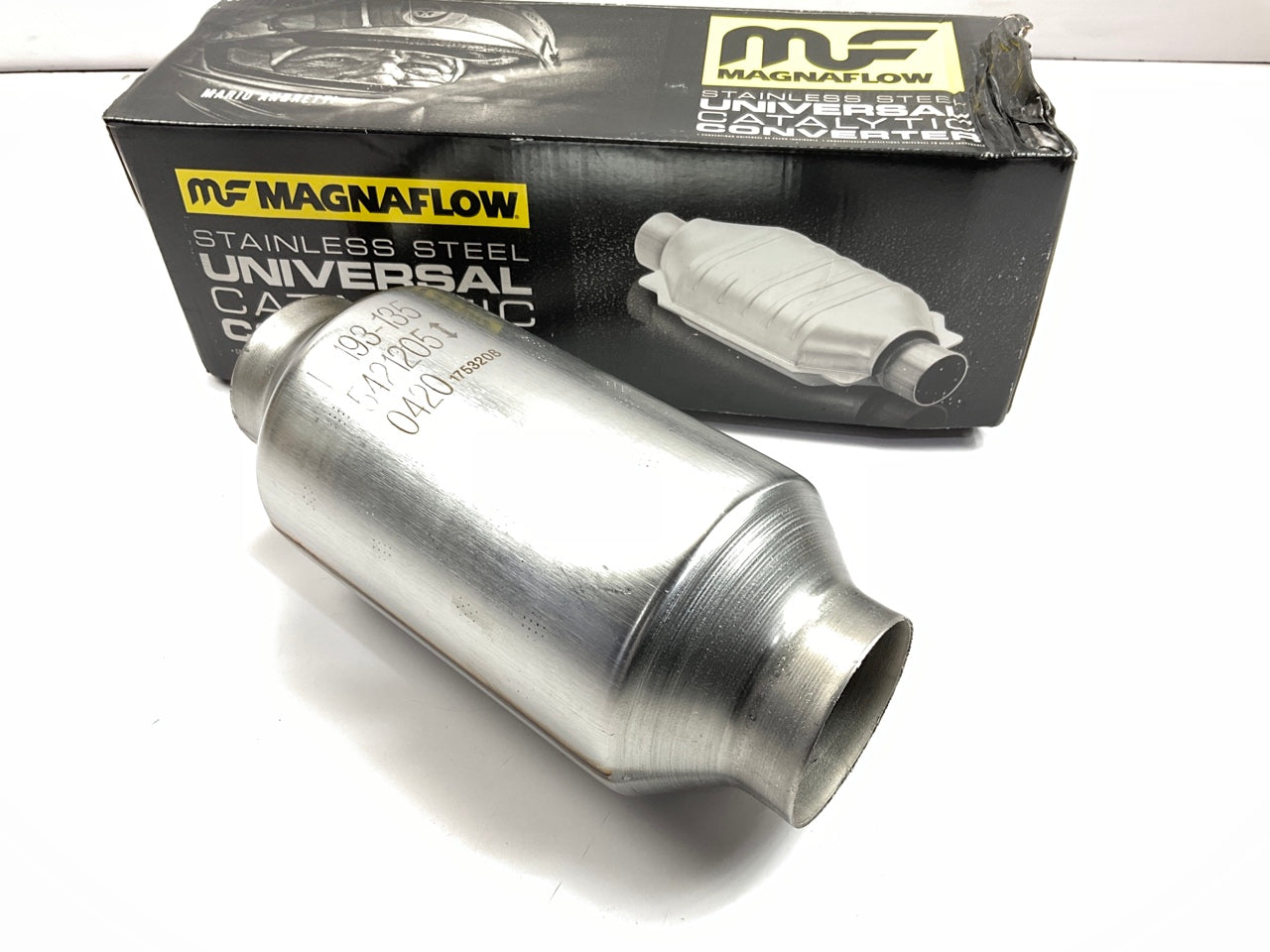 Magnaflow 5421205 Universal CARB Compliant Catalytic Converter 2.25'' In / Out