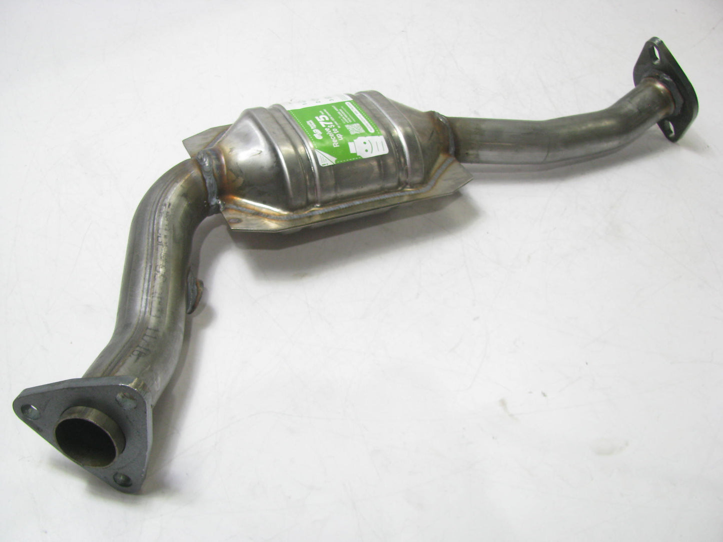 Magnaflow 93224 Rear Right Direct-Fit Catalytic Converter For 01-04 Frontier V6