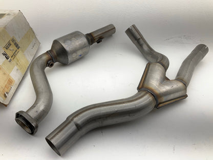 Magnaflow 93252 Right Catalytic Converter For 2004-2006 Dodge Durango 5.7L