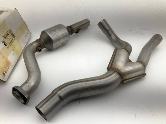 Magnaflow 93252 Right Catalytic Converter For 2004-2006 Dodge Durango 5.7L