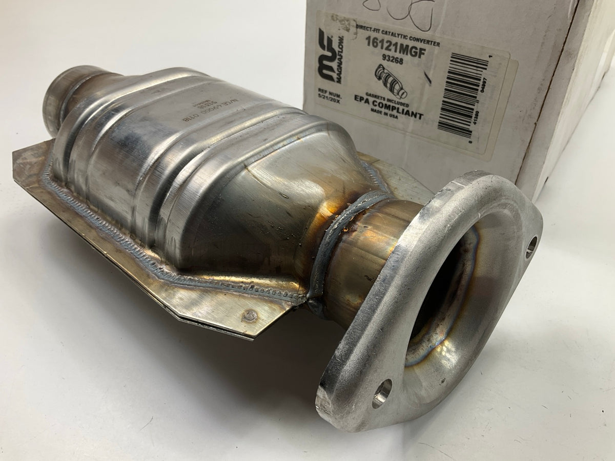 Magnaflow 93268 Direct Fit EPA Catalytic Converter - 2001-2003 Toyota Highlander