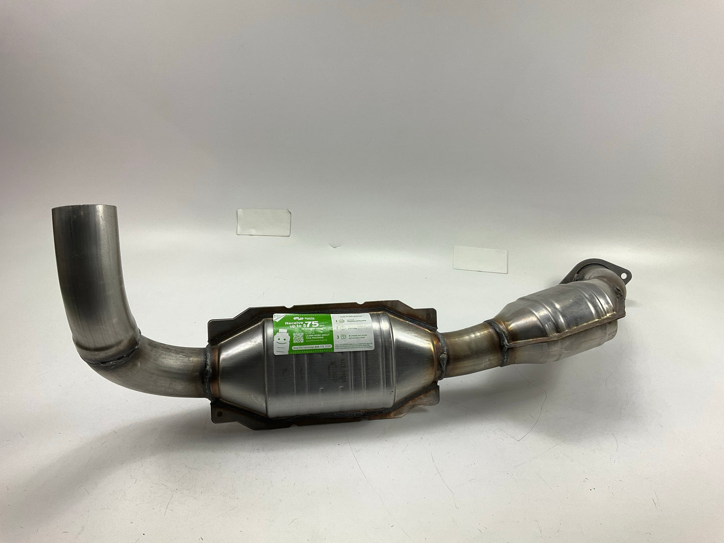 Magnaflow 93628 Left Catalytic Converter For 2001-2004 Ford F-150 4.6L V8