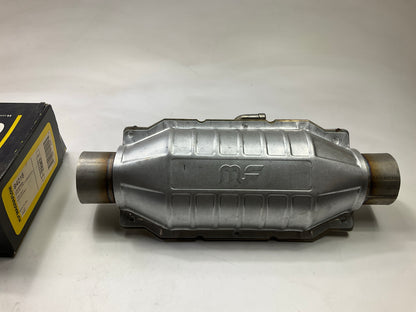 Magnaflow 94016 Catalytic Converter,  Universal, Pre-OBDII, 2.5'' Inlet & Outlet