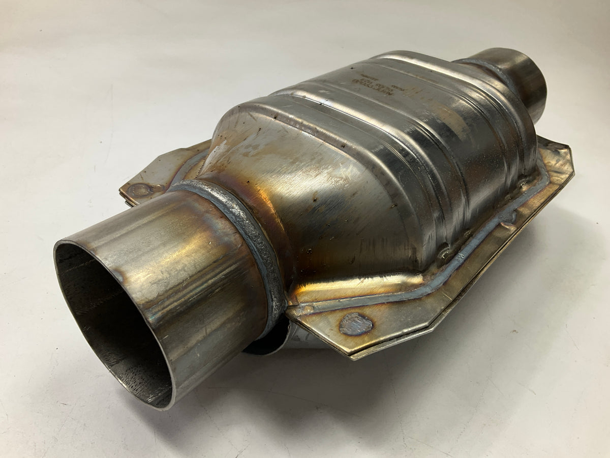 Magnaflow 94106 Pre-OBDII Universal Catalytic Converter 2.5'' In / Out, 13'' Long