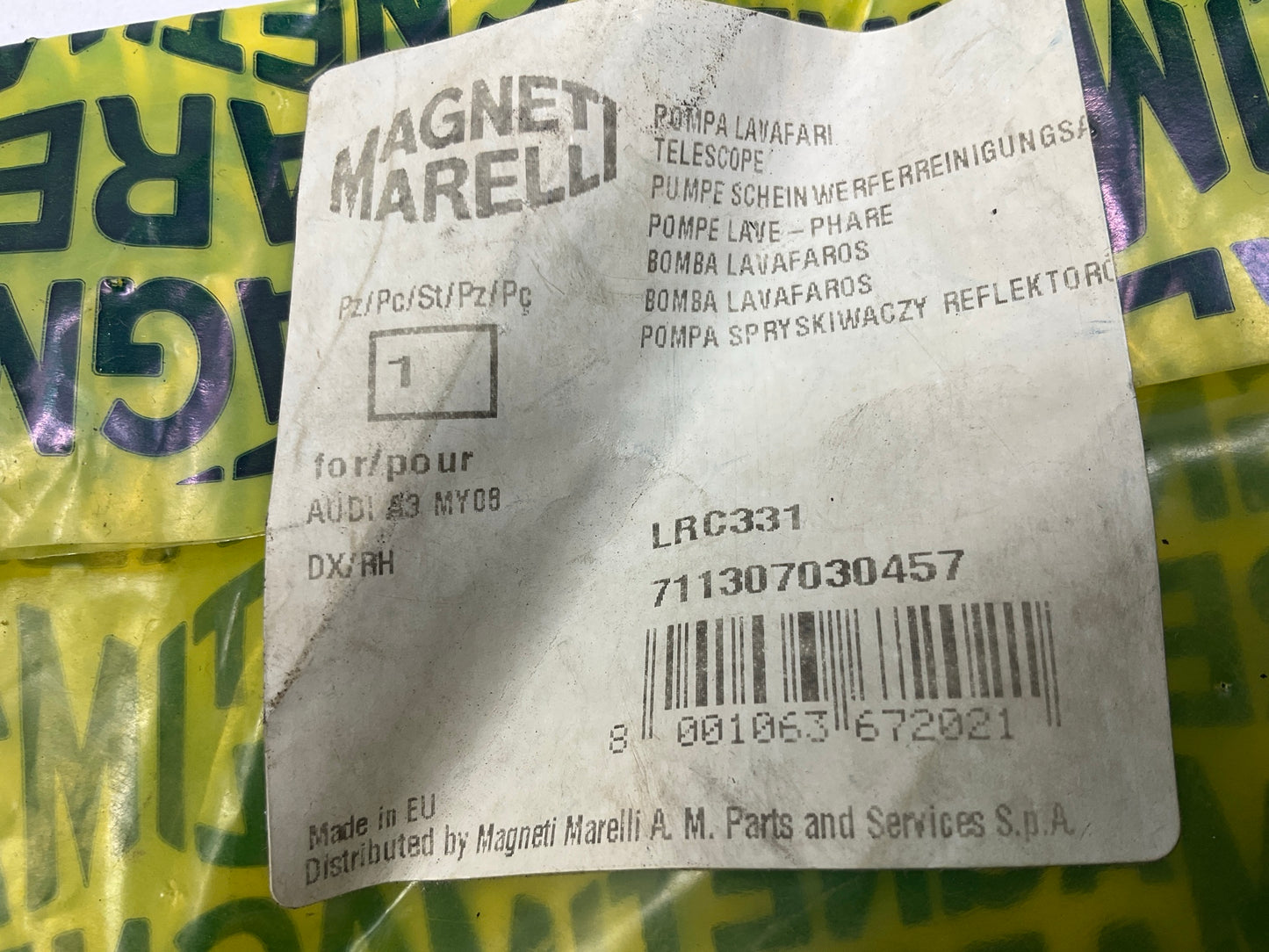 Magneti 711307030457 Right Headlight Washer Spray Nozzle - 2009-2013 Audi A3