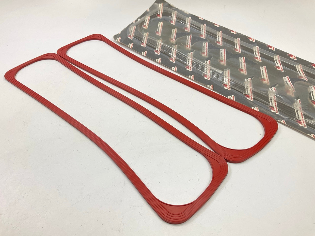 Magnum VS83013 Performance Valve Cover Gasket Set For 86-97 Chevy V8 Small Block