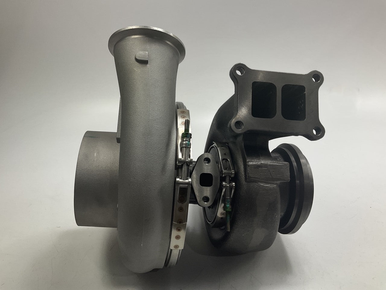 NEW Mahle 286TC24557000 Turbocharger Turbo For Cummins N14, NT-855  3803553
