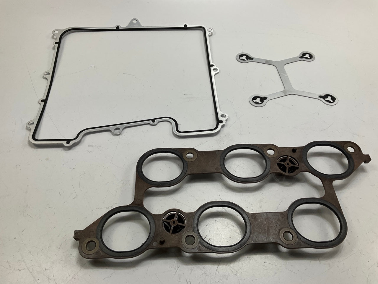 Mahle MS19601 Engine Intake Manifold Gasket Set For 2008-2010 Cadilalc 3.6L-V6