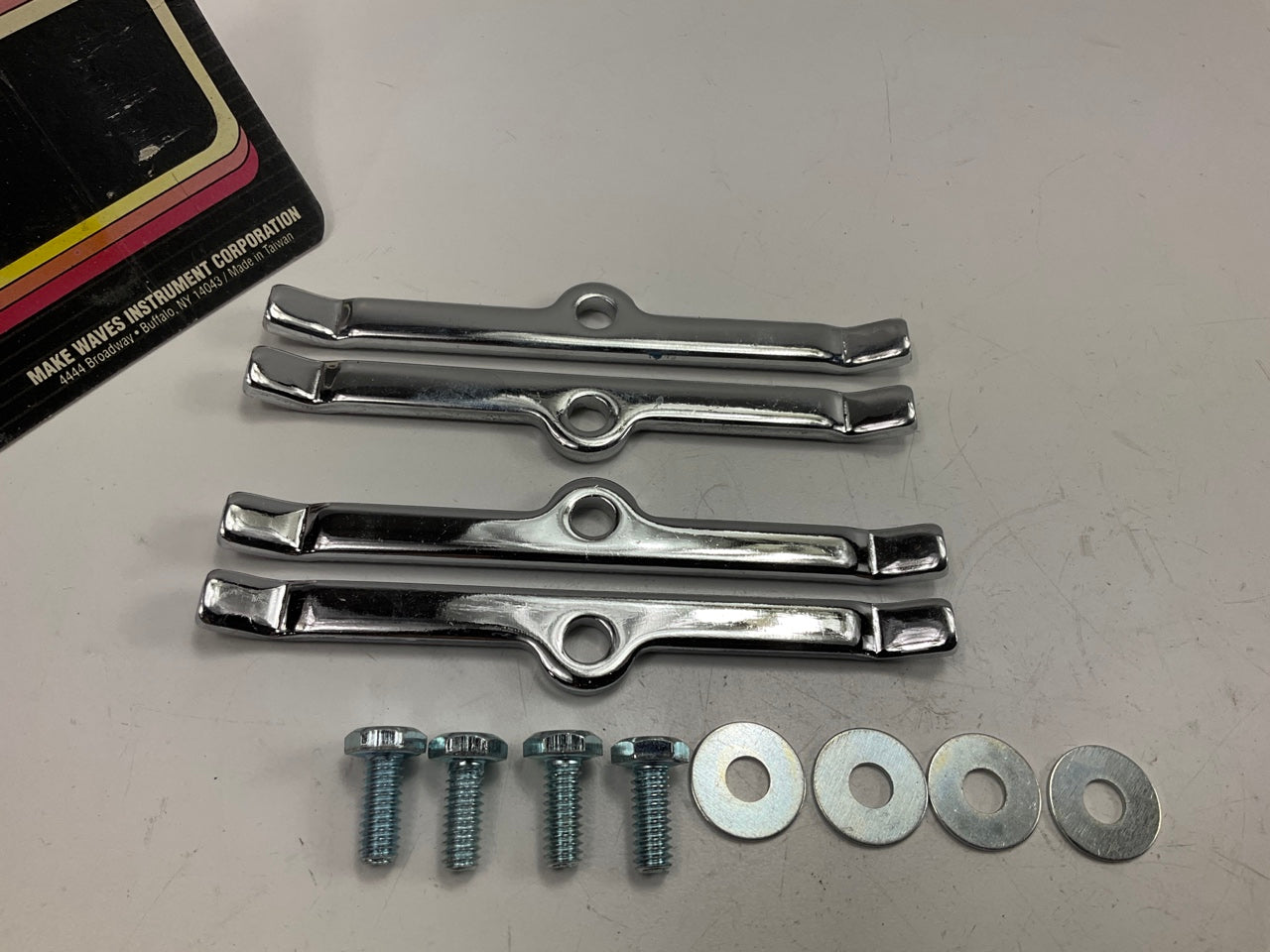 Make Waves 20707 Valve Cover Hold Down Spreaders Bars For Pontiac, Chevy V8