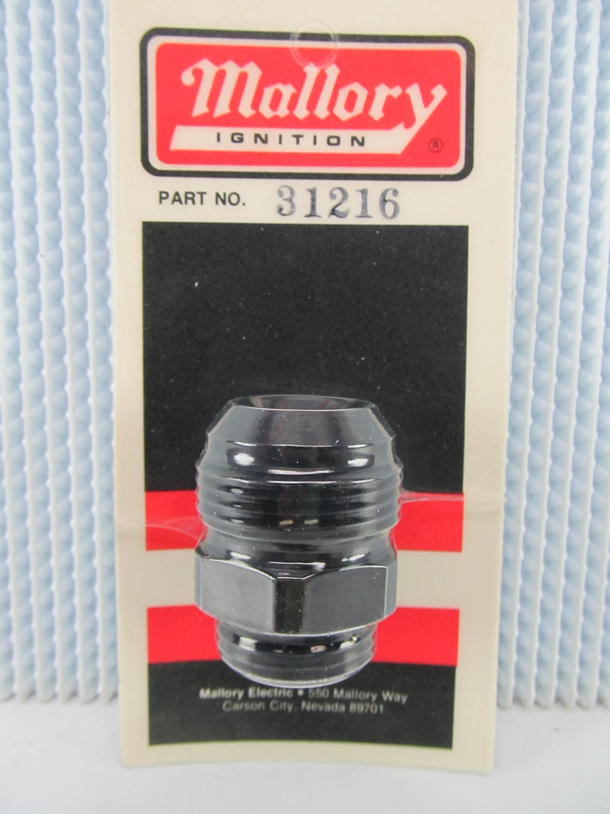 Mallory 31216 (  -12AN PORT TO -16AN  1-1/16-12  Thread)  Fuel Fitting