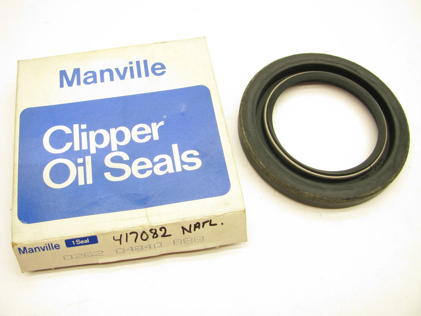 Manville 0262-04840 Oil Seal - 4.003'' OD X 2.625'' ID X 0.375'' Wide