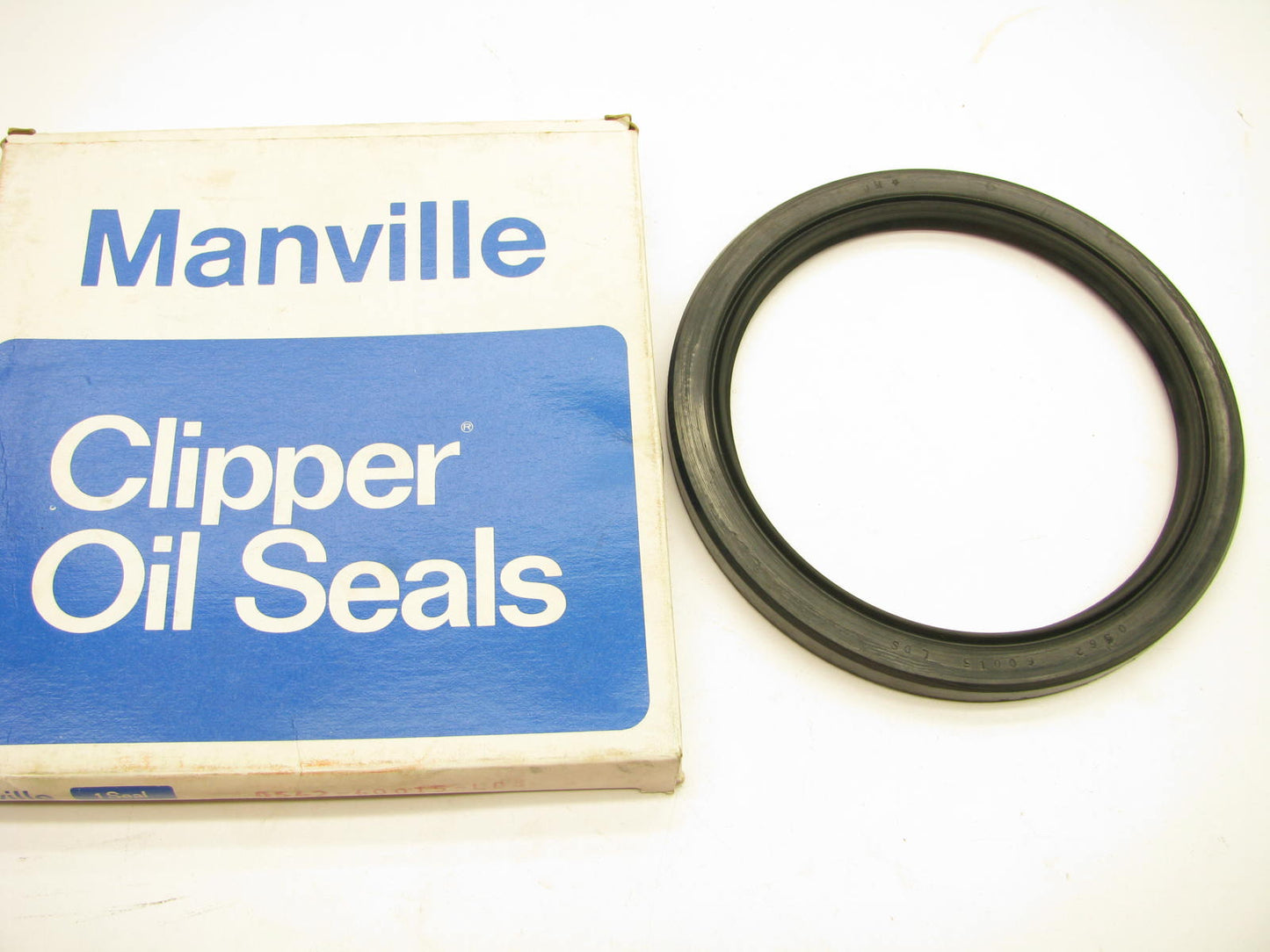 Manville 0562-60015-LDS Oil Seal - 6.874'' OD X 5.625'' ID X 0.500'' Wide