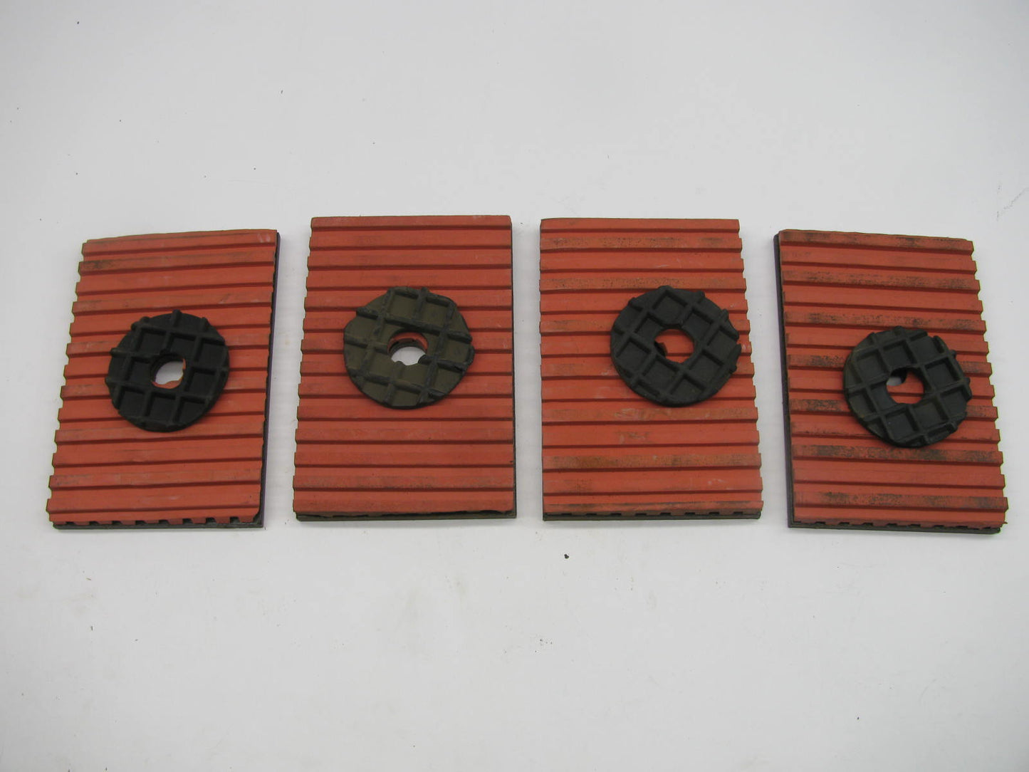 (4) Mason 4C974 Neoprene Vibration Isolation Pad 1200 Lb Max. 6'' Long X 4'' Wide